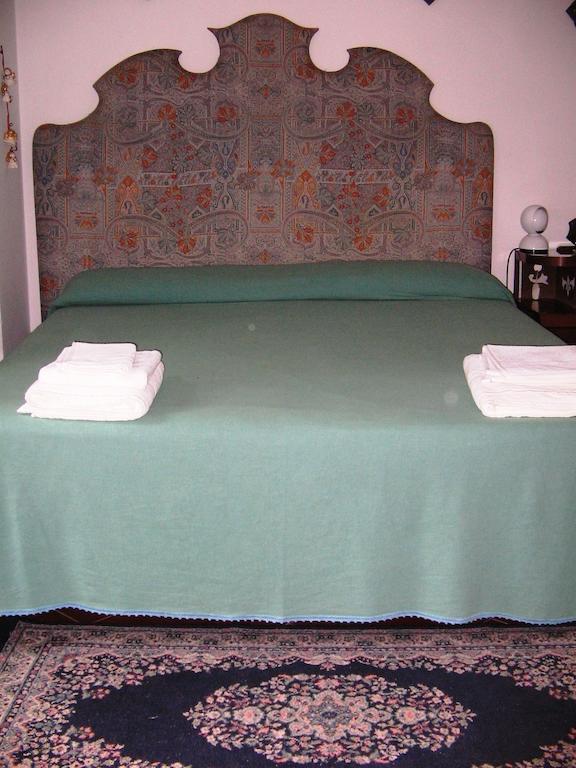 B&B La Rampichina Ivrea Habitación foto